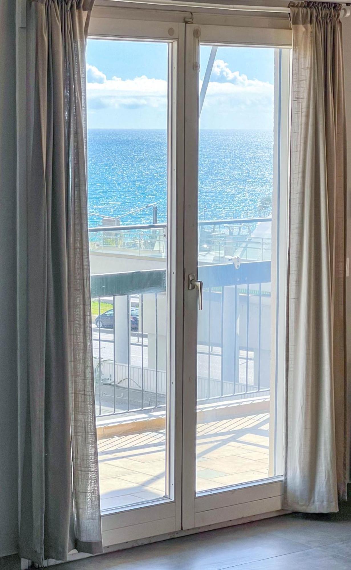 Alimos Sea View Family Apartment Athen Exterior foto